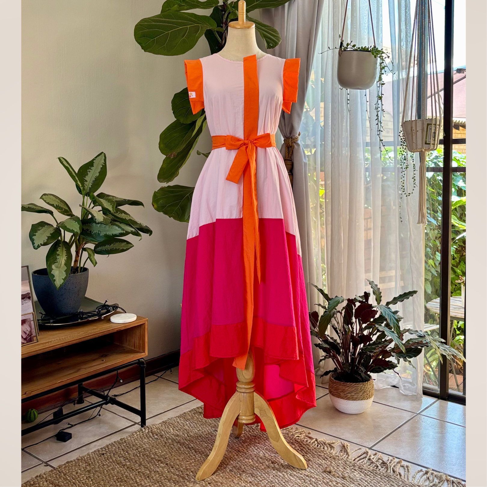 Norubu Dress