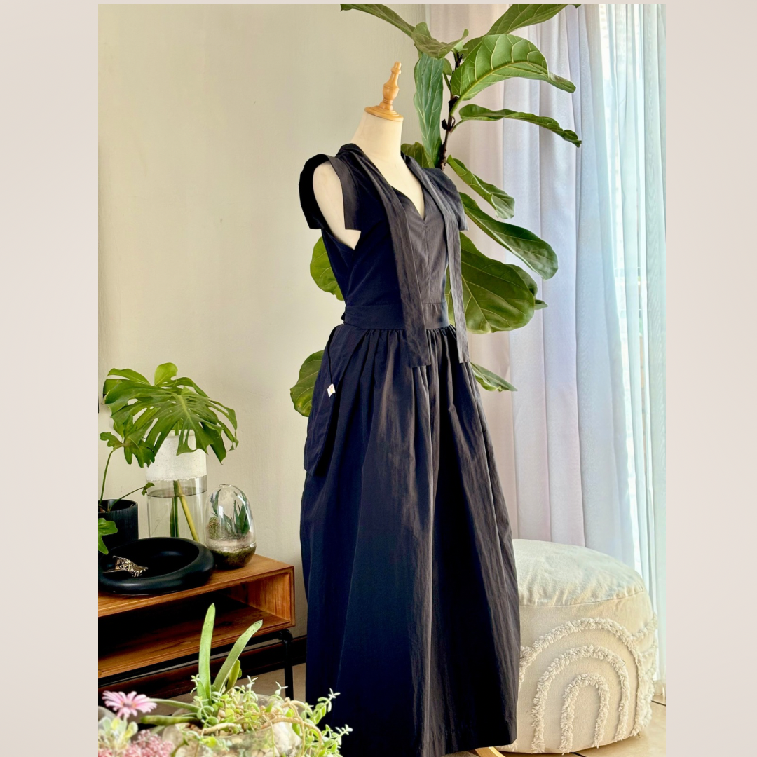 Inari Dress Black